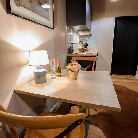 Apartment Luxury Suites Ambassador Antwerp